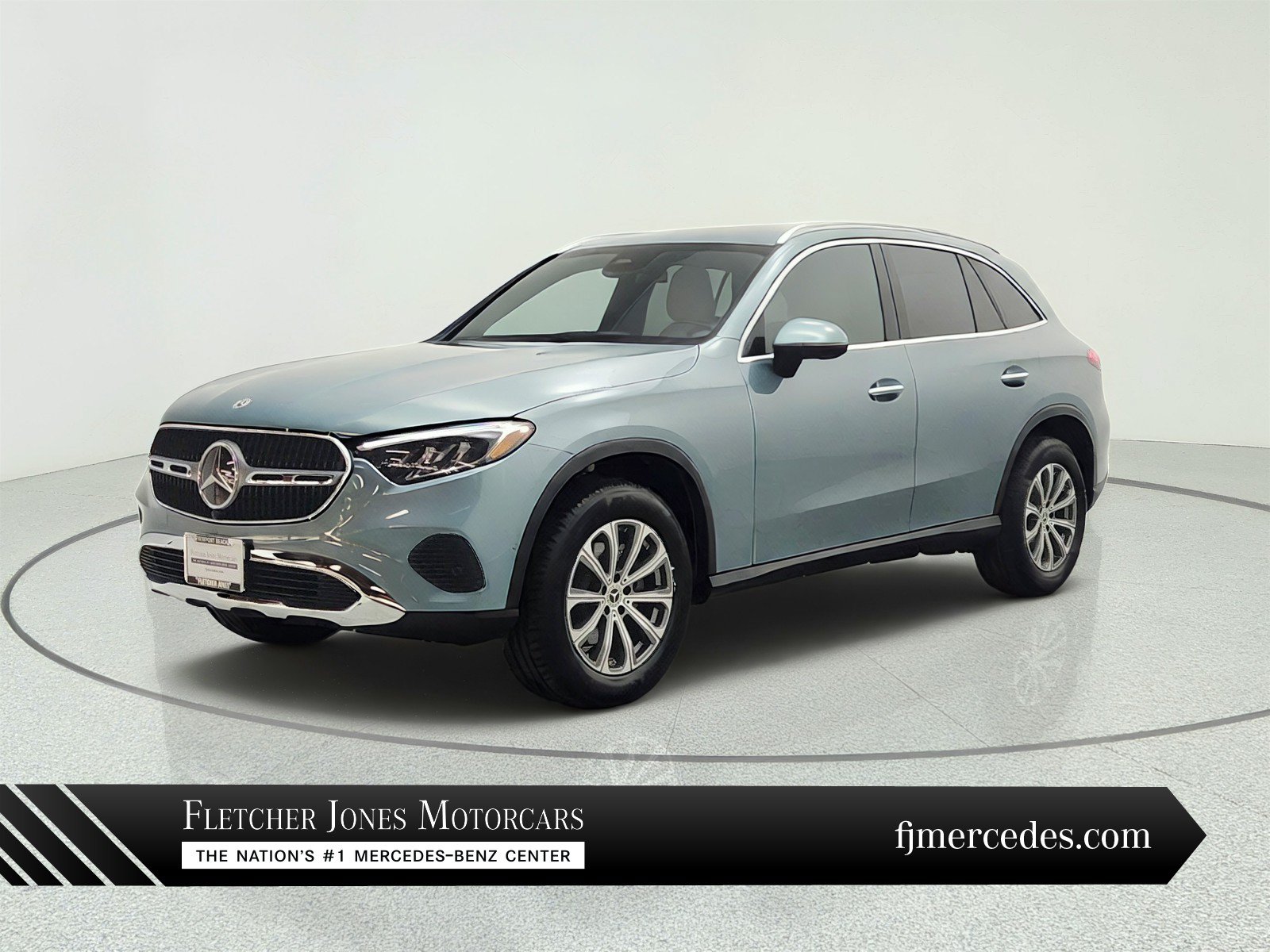 Certified 2026 Mercedes-Benz GLC 300 image 1