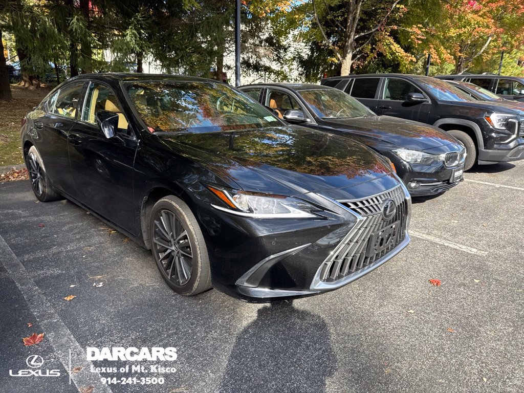 Used 2023 Lexus ES 300h w/ Premium Package