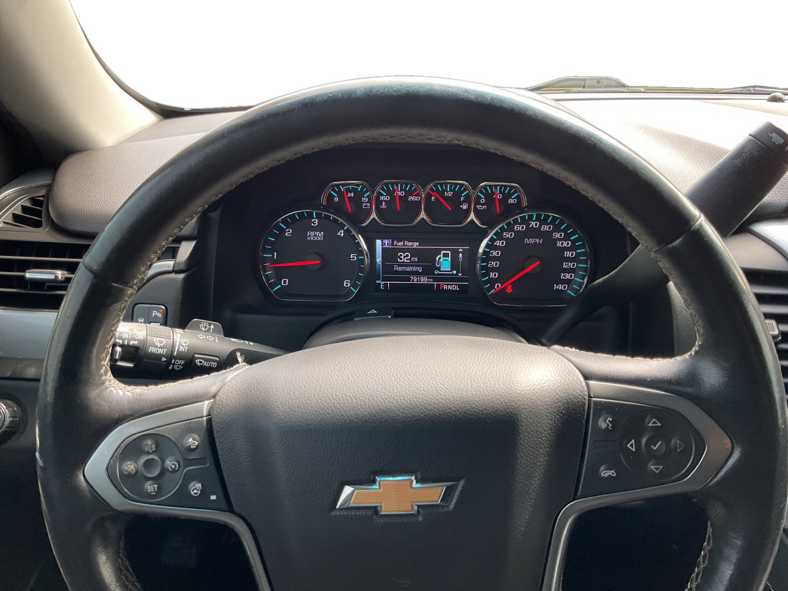 Used 2019 Chevrolet Suburban Premier AWD/4WD image 12