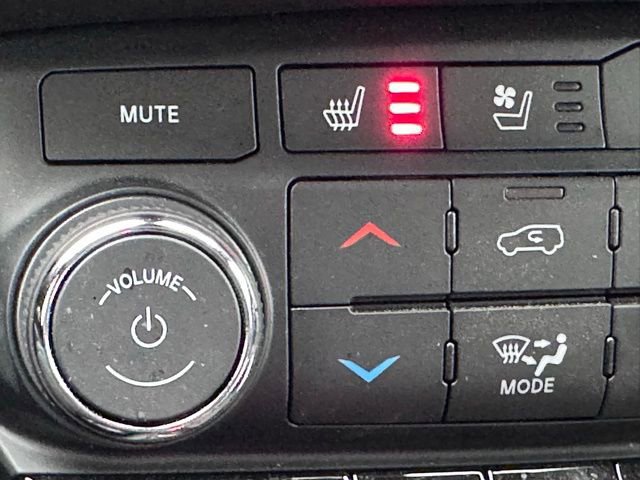 Used 2022 Dodge Durango R/T w/ Blacktop Package image 22