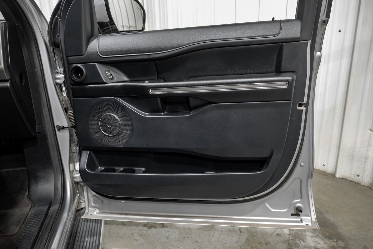 Used 2020 Ford Expedition XLT w/ Equipment Group 202A image 46