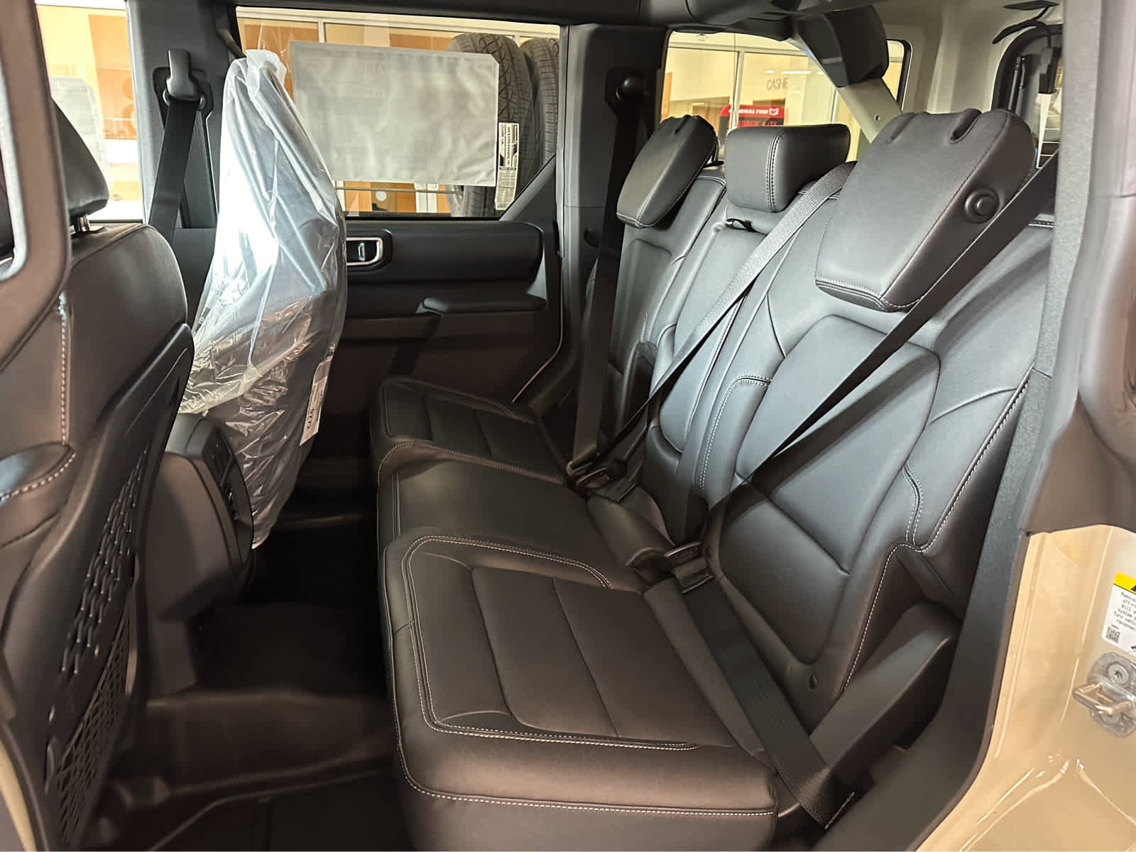 New 2025 Ford Bronco Badlands image 33