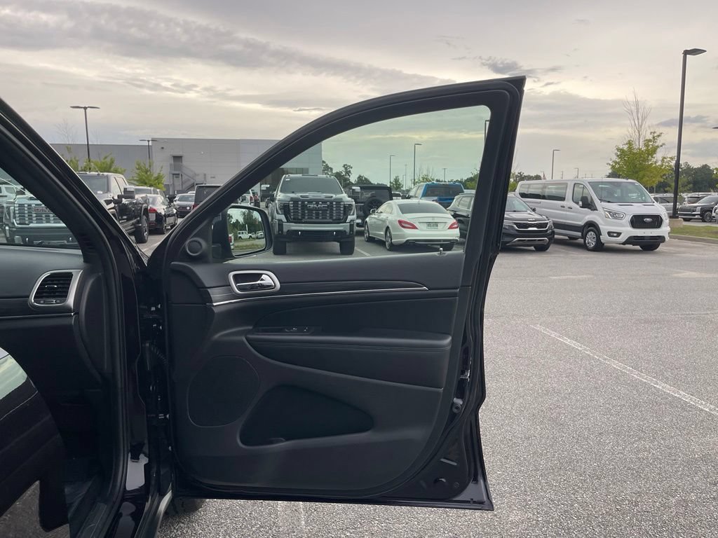 Used 2021 Jeep Grand Cherokee Limited RWD image 55