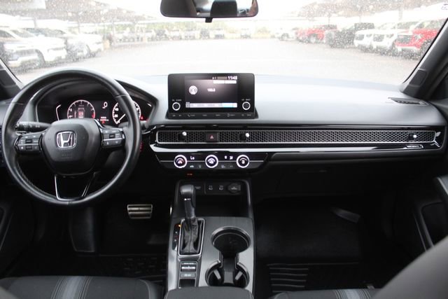 Used 2025 Honda Civic Sport image 17