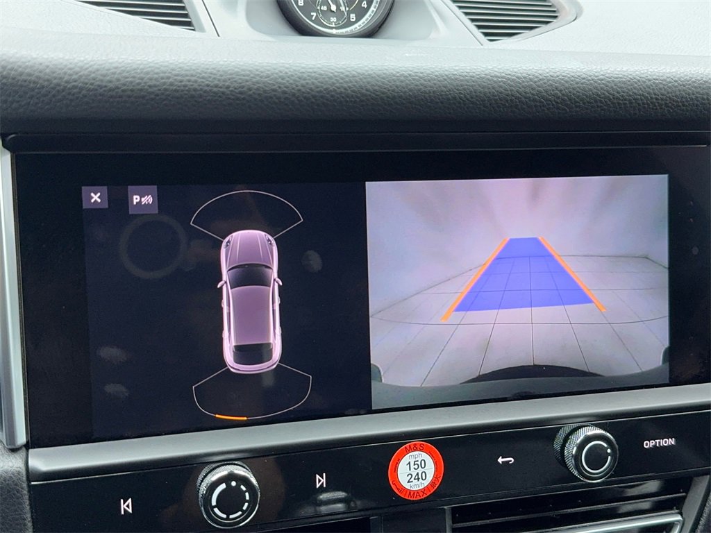 Used 2024 Porsche Macan image 28