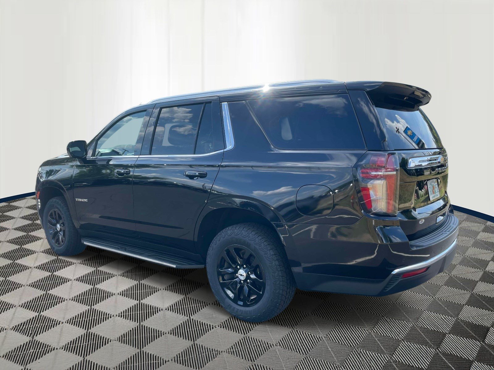 Used 2024 Chevrolet Tahoe LT AWD/4WD image 5