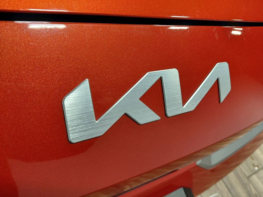 Used 2023 Kia Forte LXS image 13