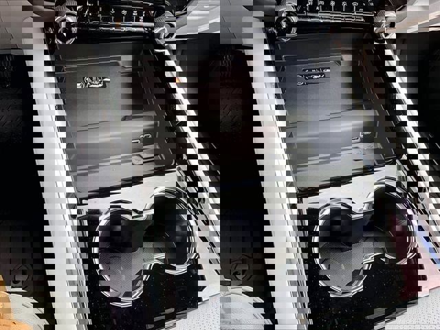 New 2026 Chevrolet Suburban Premier image 23