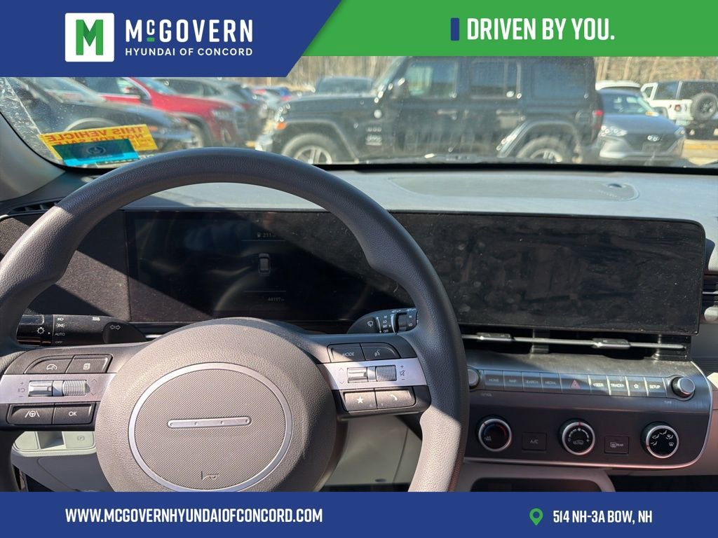 Used 2024 Hyundai Kona SE image 9