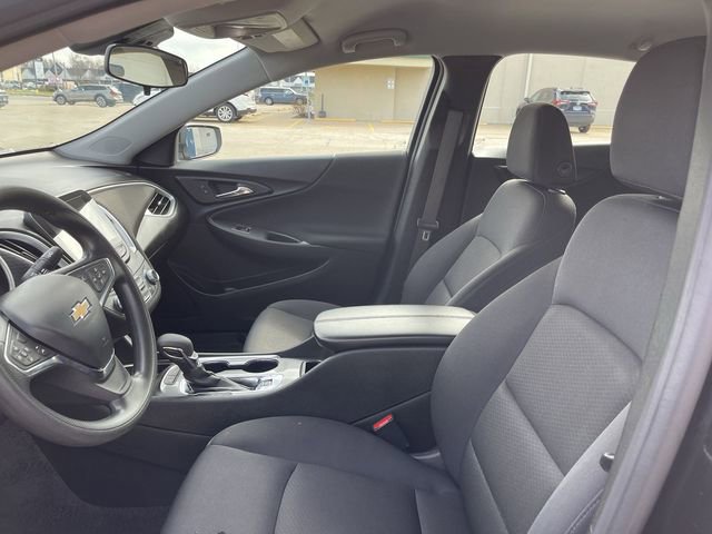 Used 2024 Chevrolet Malibu LT image 11