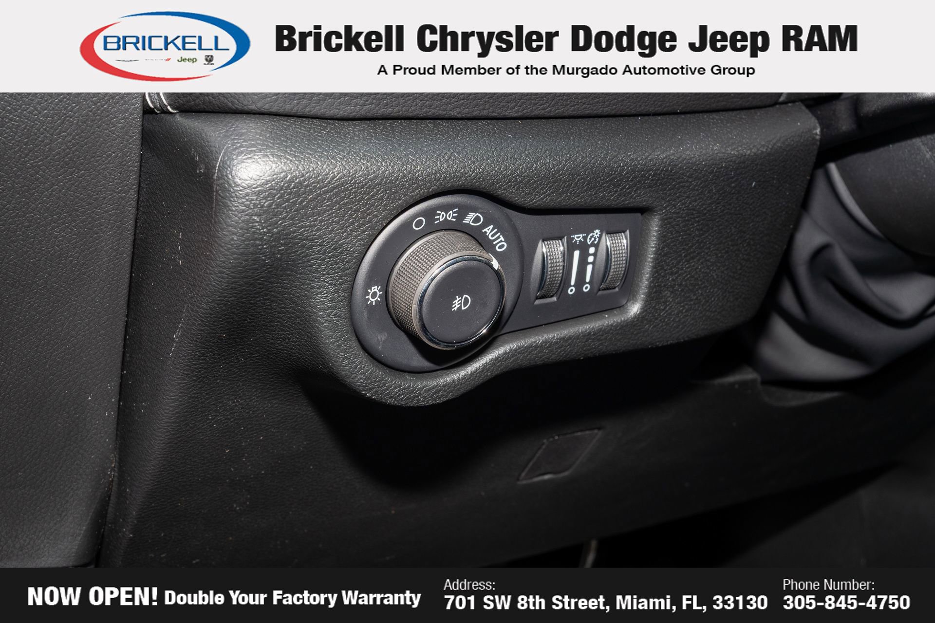 New 2026 Chrysler Pacifica Select image 29