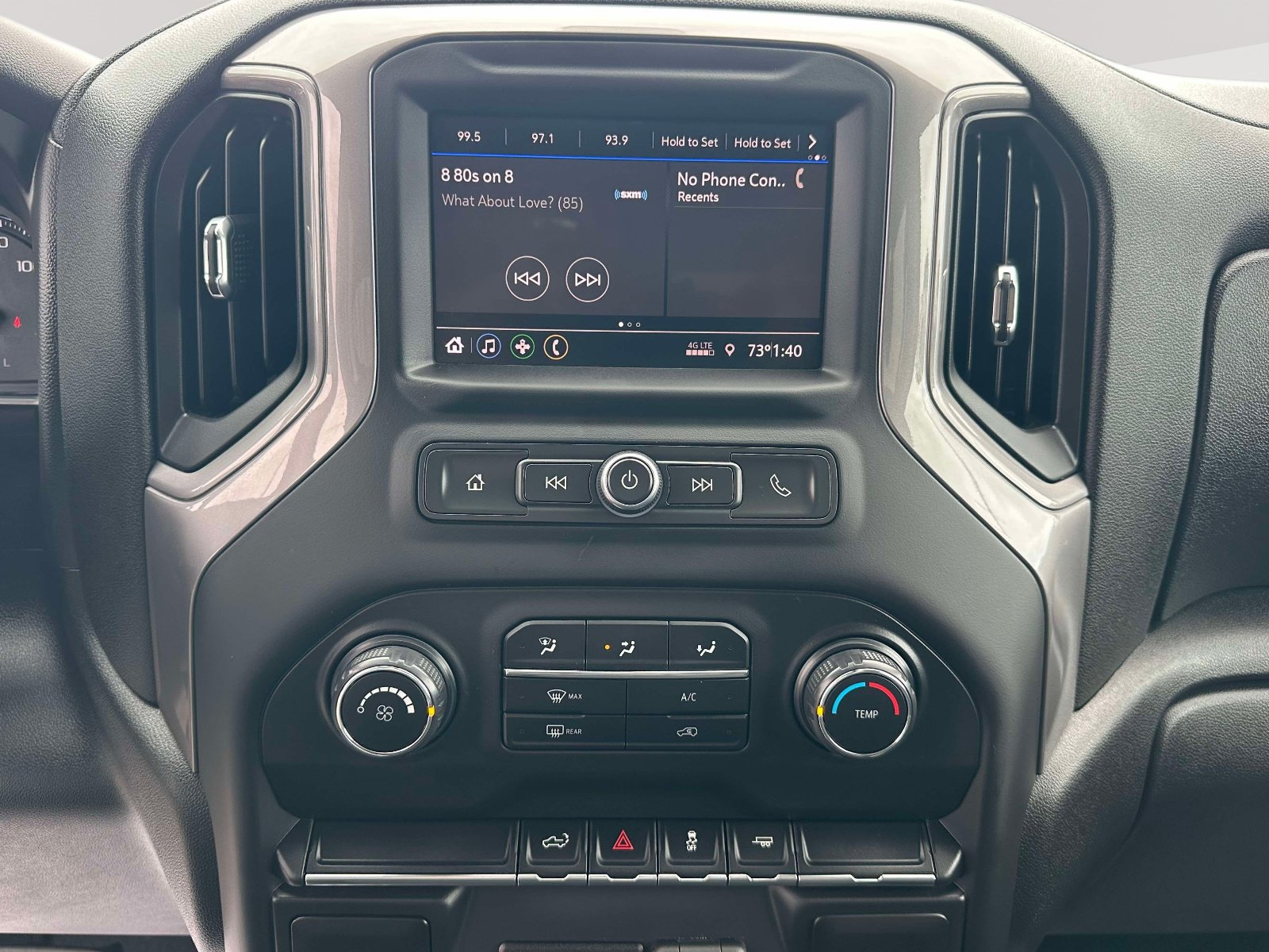 Used 2020 Chevrolet Silverado 1500 Custom w/ Custom Value Package RWD image 8