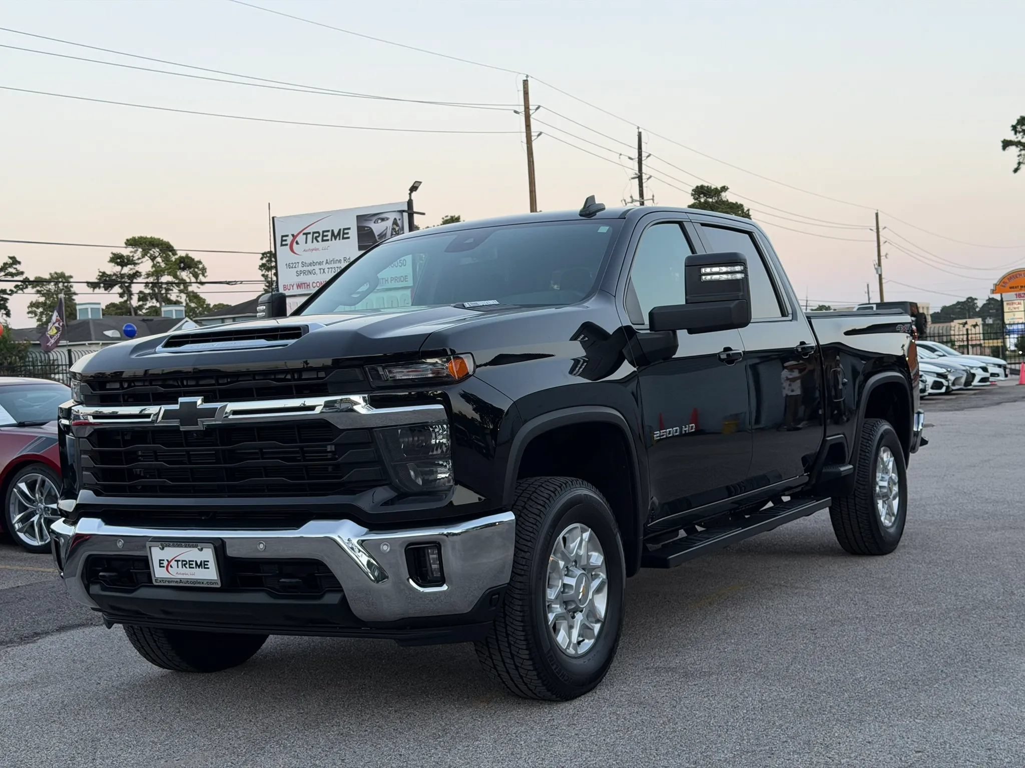 Used 2025 Chevrolet Silverado 2500 LT w/ Safety Package AWD/4WD image 6