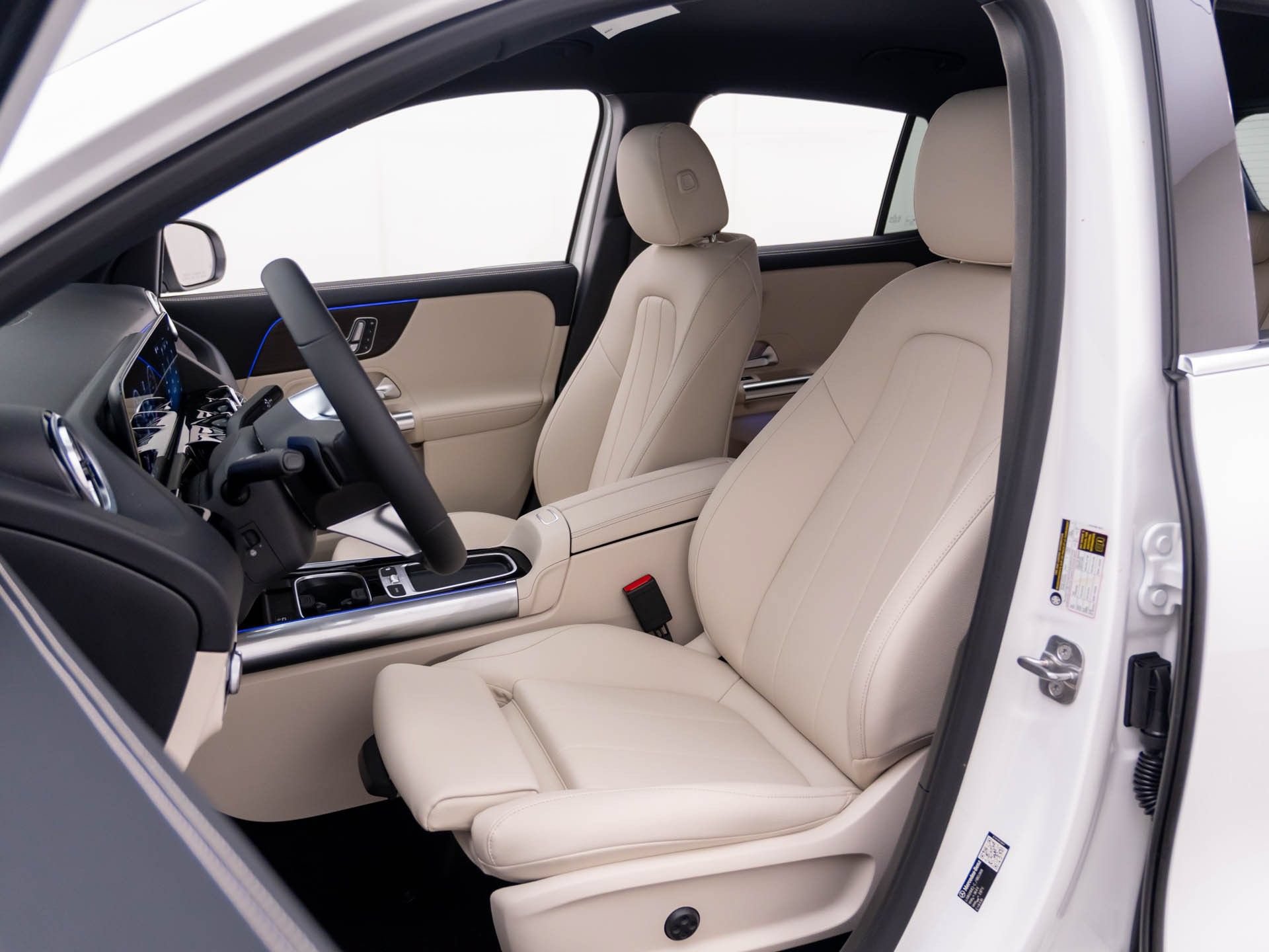 New 2026 Mercedes-Benz GLA 250 4MATIC image 18