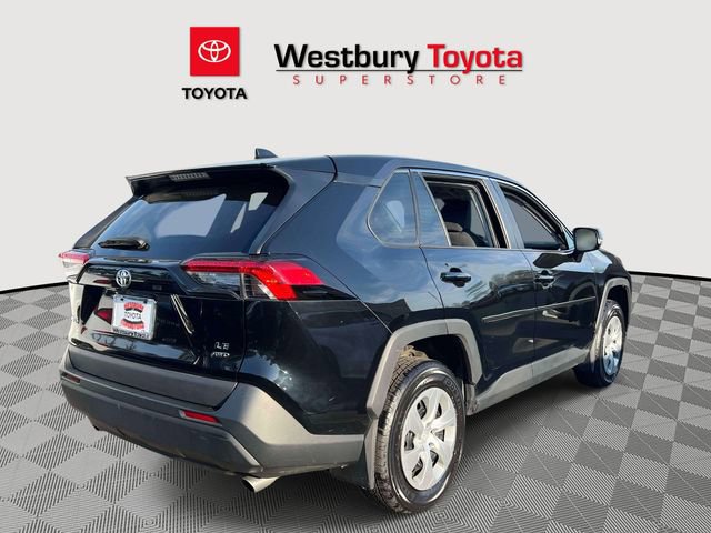 Certified 2022 Toyota RAV4 LE w/ Carpet Mat Package (TMS) image 5