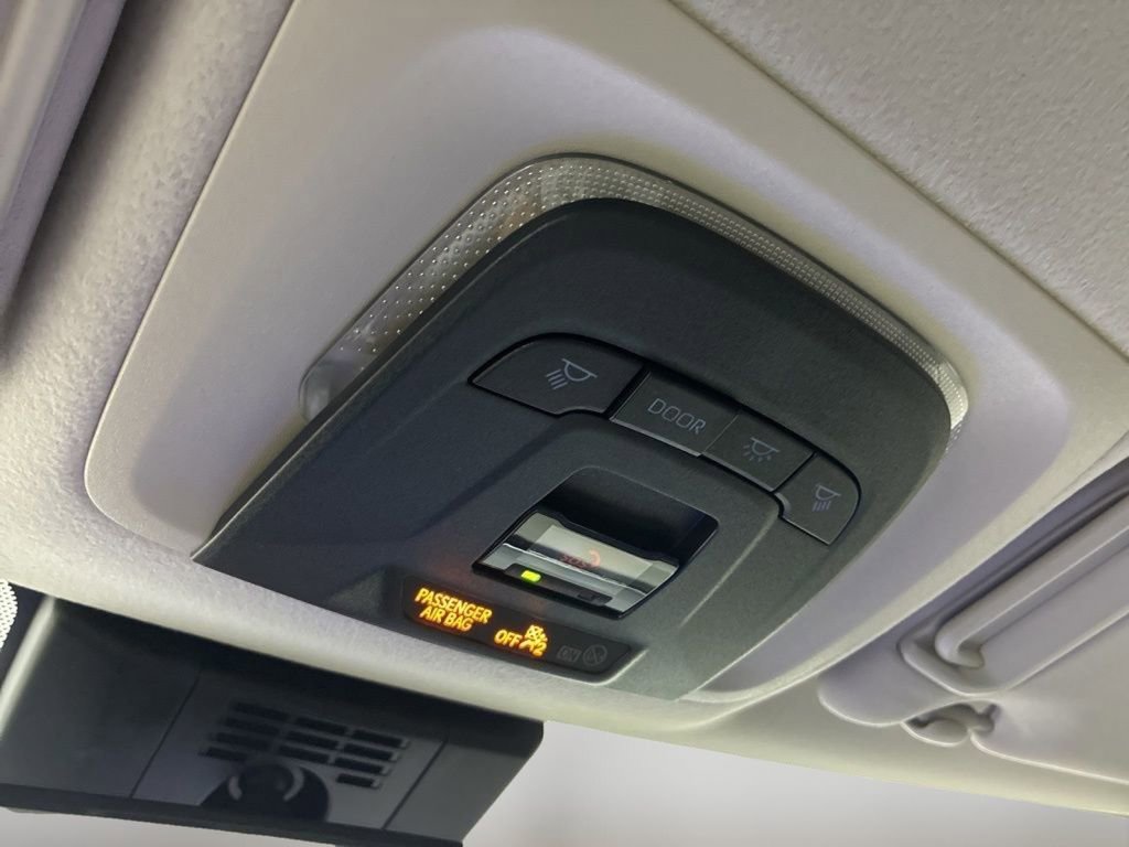 Used 2024 Toyota Corolla LE image 25