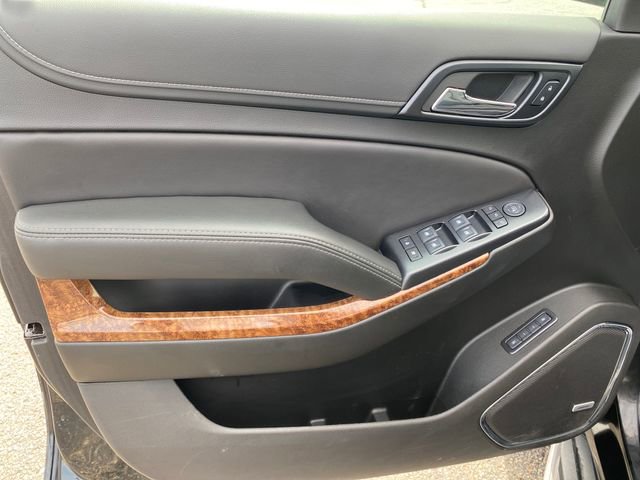 Used 2019 Chevrolet Tahoe Premier AWD/4WD image 17