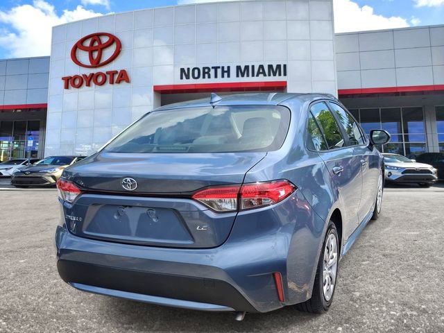 Used 2021 Toyota Corolla LE image 4