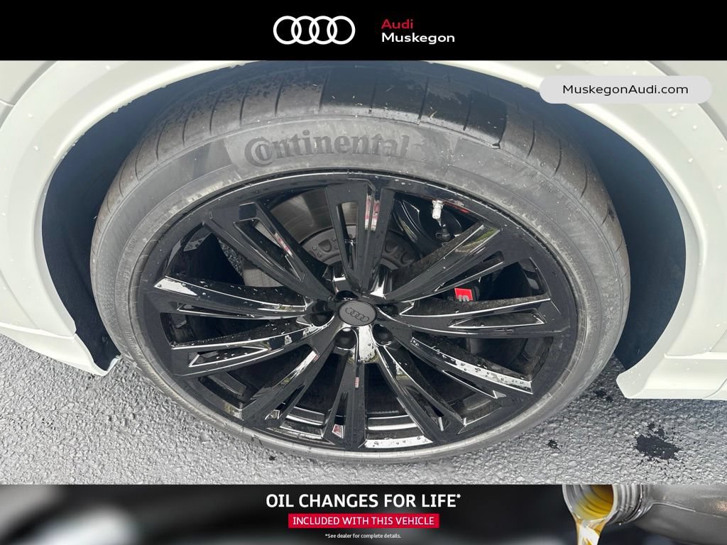 New 2027 Audi SQ8 Prestige AWD/4WD image 9