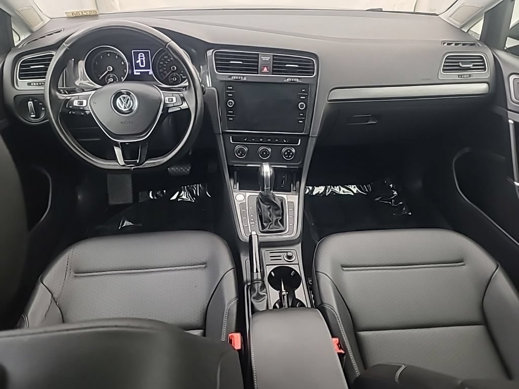 Used 2018 Volkswagen Golf SE FWD image 19