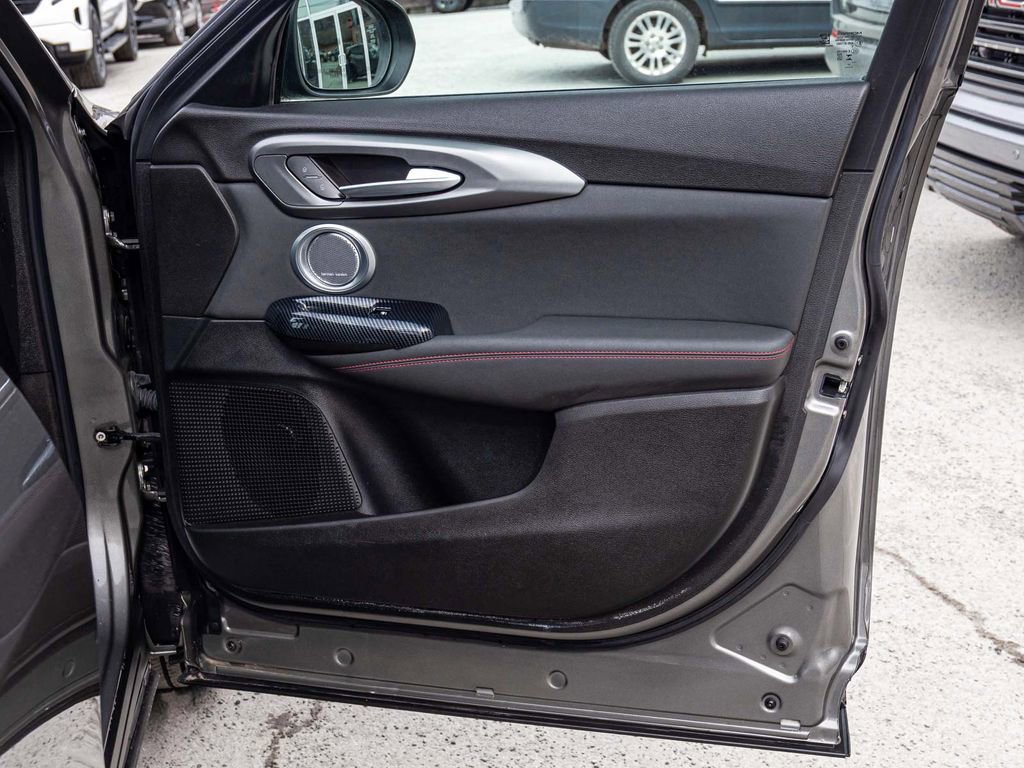 Used 2024 Dodge Hornet R/T Plus w/ R/T Blacktop Package image 13