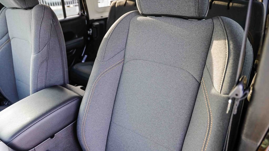 New 2026 Jeep Wrangler Unlimited Sport AWD/4WD image 30