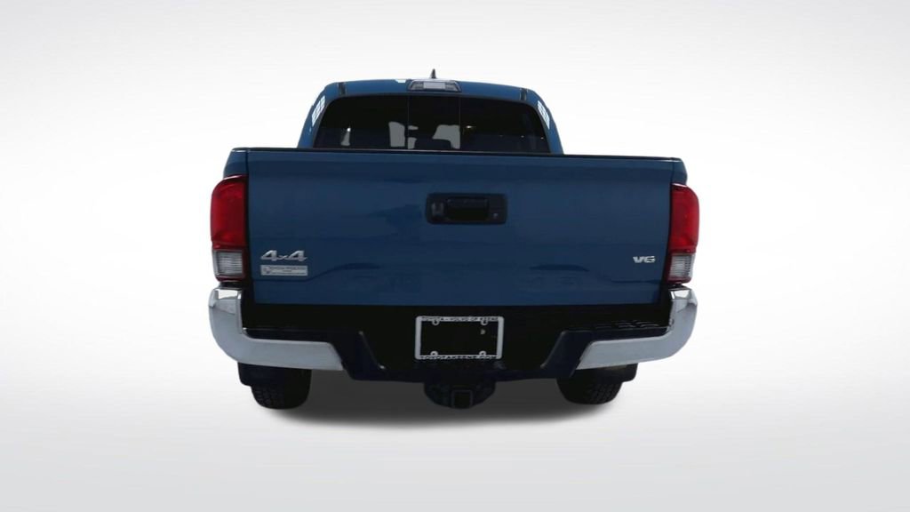 Used 2019 Toyota Tacoma SR5 AWD/4WD image 7