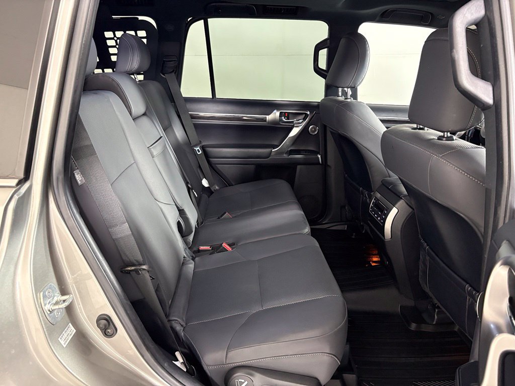 Used 2023 Lexus GX 460 Premium w/ Premium Plus Package AWD/4WD image 44