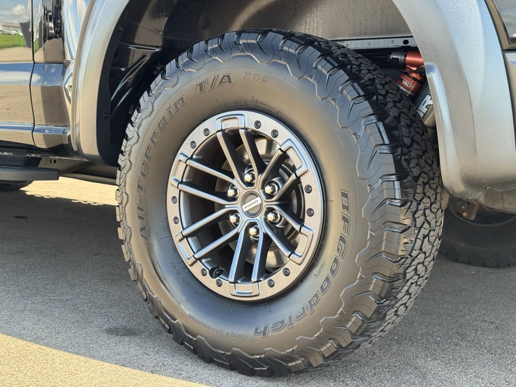 Used 2019 Ford F150 Raptor w/ Equipment Group 802A Luxury image 29