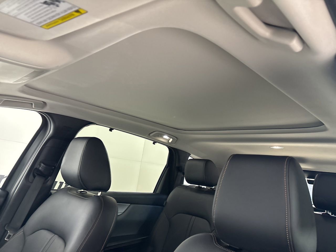 Used 2025 MAZDA CX-90 Plug-In Hybrid w/Premium Sport image 8