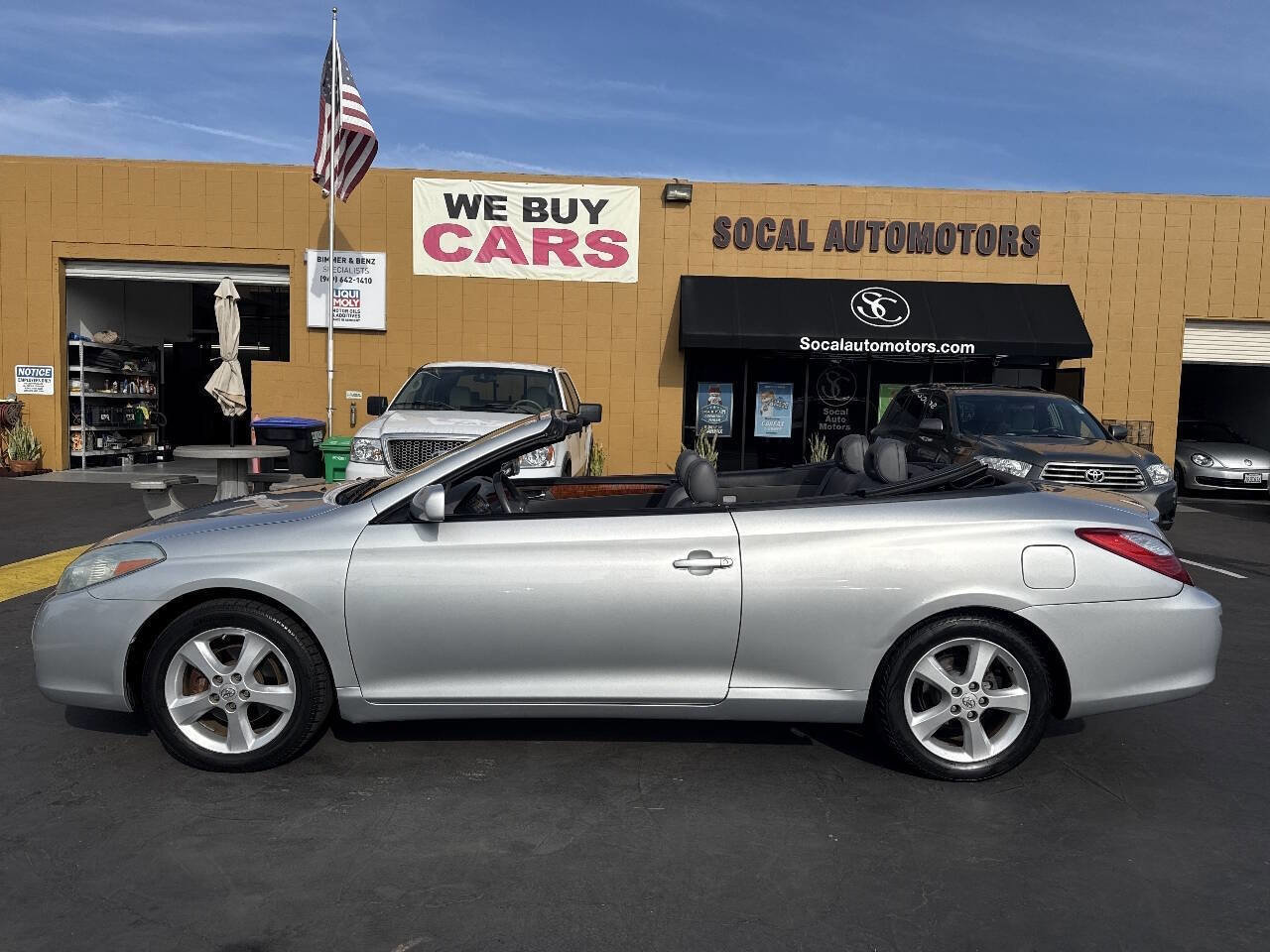 Used 2007 Toyota Solara SLE FWD image 2