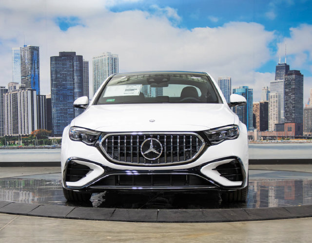 New 2027 Mercedes-Benz E 53 AMG e 4MATIC Sedan image 3