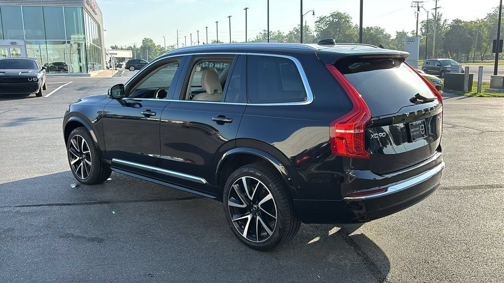 Certified 2023 Volvo XC90 B6 Plus w/ Protection Package Premier AWD/4WD image 4