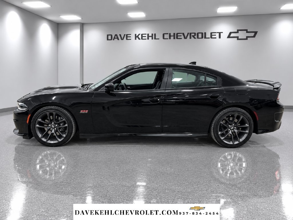 Used 2022 Dodge Charger Scat Pack w/ Plus Group RWD image 2