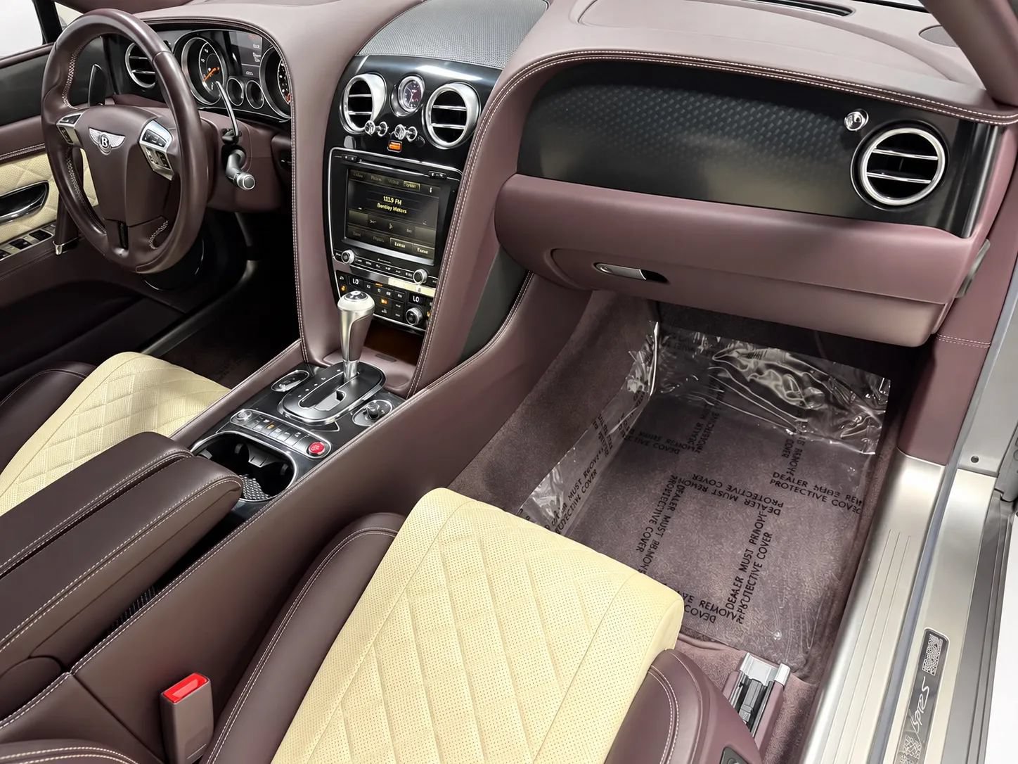 Used 2018 Bentley Flying Spur S W12 AWD/4WD image 22