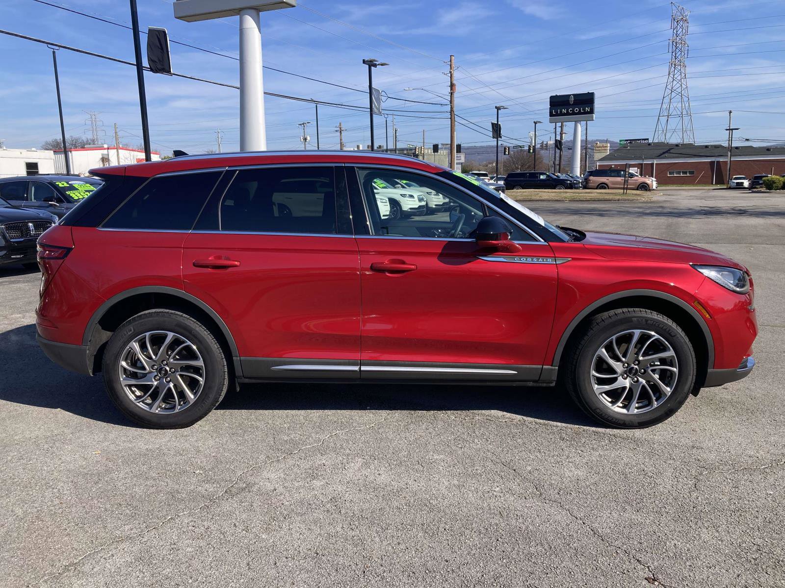 Used 2022 Lincoln Corsair FWD w/ Equipment Group 101A image 2