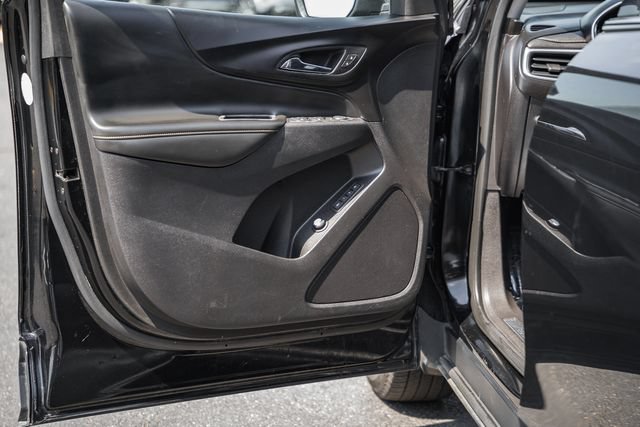 Used 2018 Chevrolet Equinox Premier FWD image 40