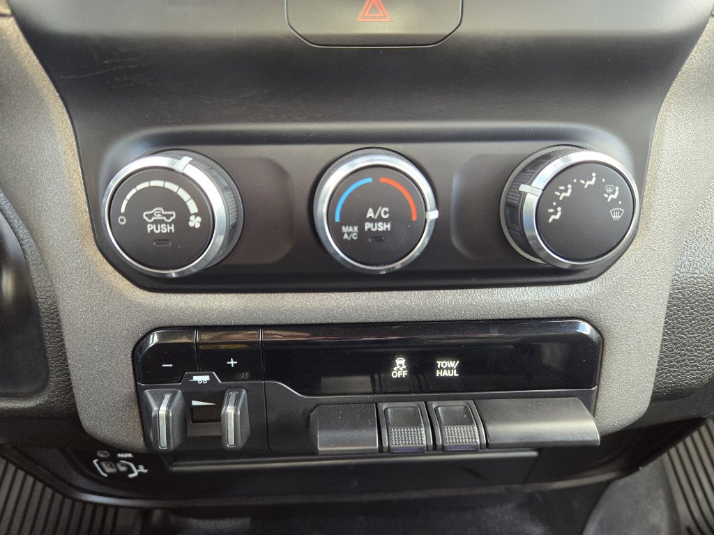 Used 2019 RAM 3500 Tradesman image 20