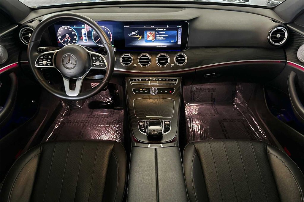 Used 2020 Mercedes-Benz E 350 Sedan image 16