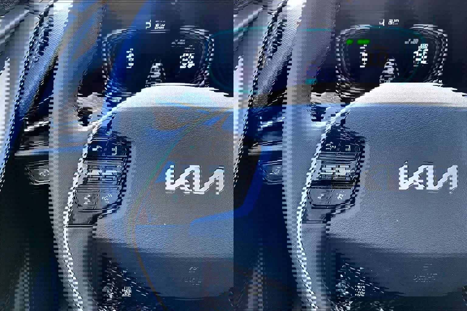 Used 2024 Kia Niro EX image 23