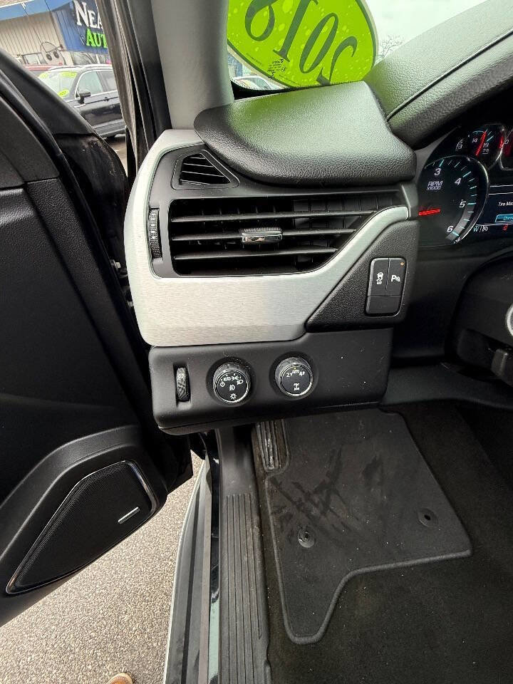Used 2018 GMC Yukon SLE image 12