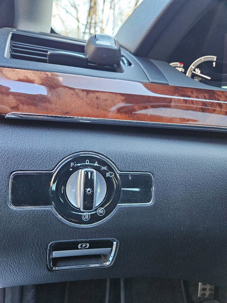 Used 2010 Mercedes-Benz S 400 image 19