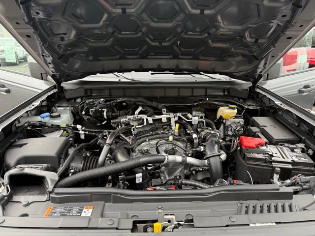 New 2025 Ford Bronco 4-Door image 18