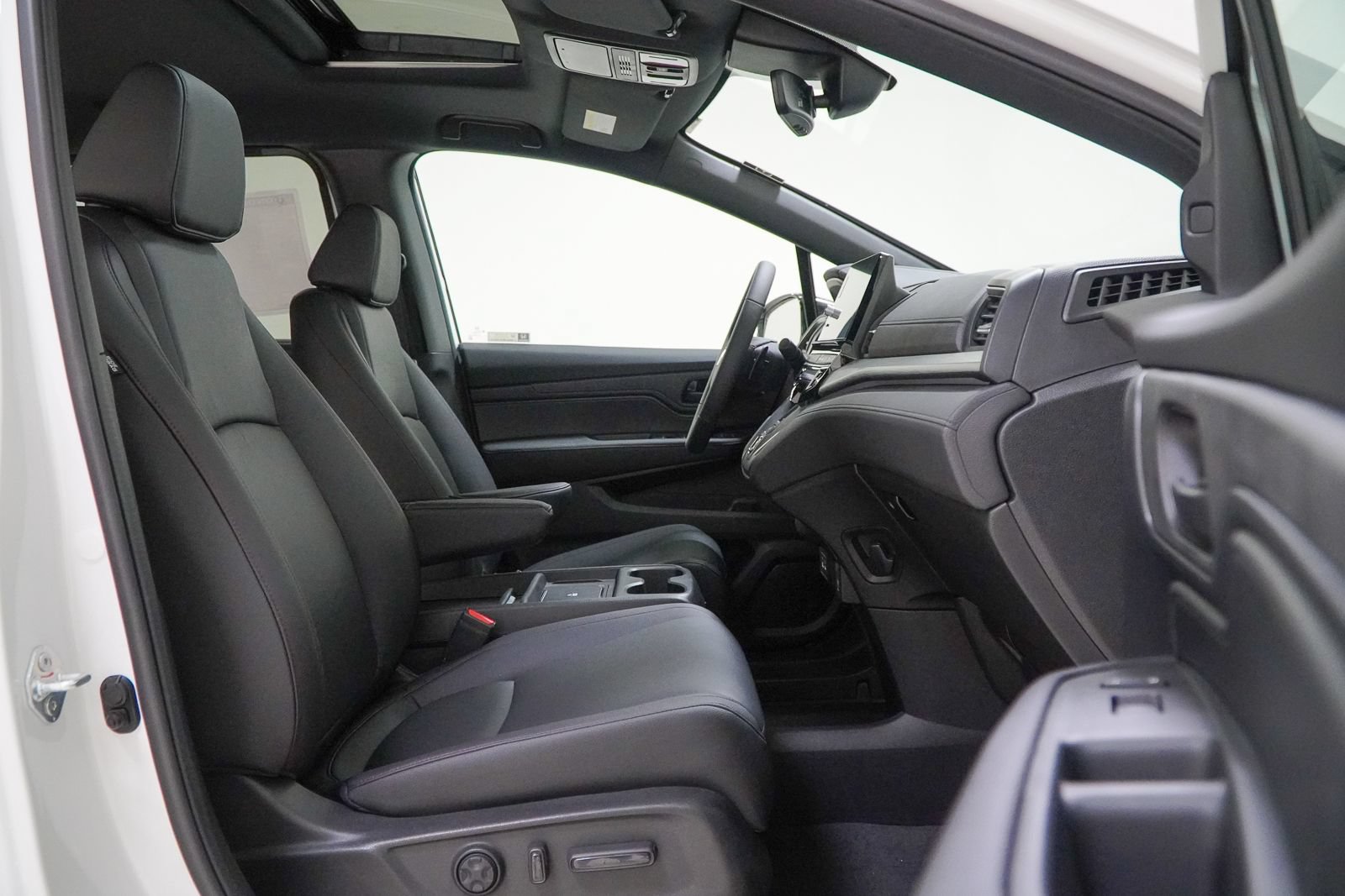 New 2026 Honda Odyssey Sport-L image 36
