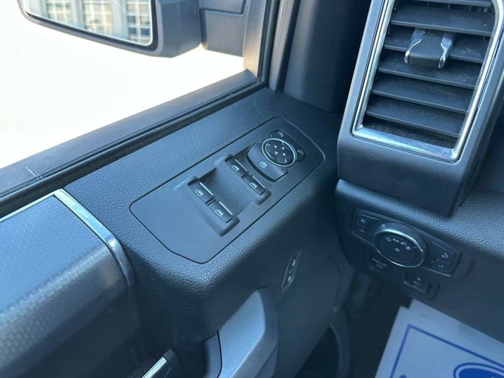 Used 2016 Ford F150 XLT w/ Equipment Group 302A Luxury image 29