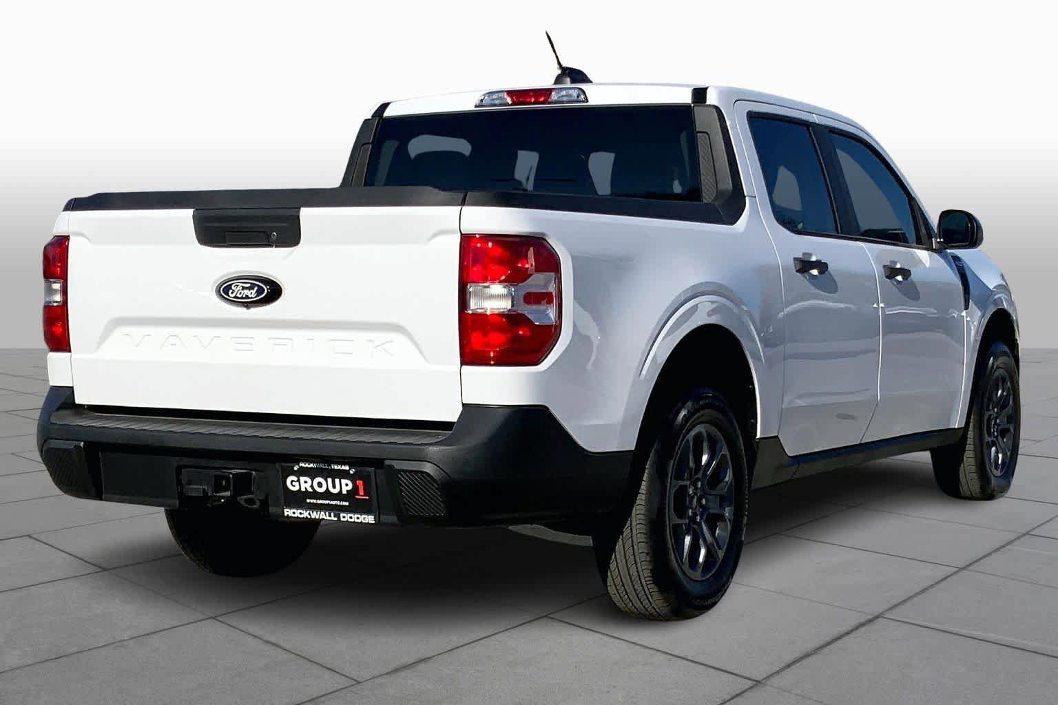 Used 2025 Ford Maverick XLT w/ Equipment Group 302A image 13