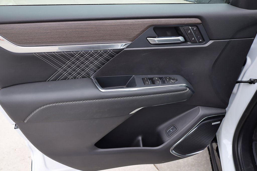 New 2026 GMC Acadia Denali image 10