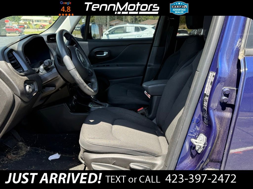 Used 2018 Jeep Renegade Altitude AWD/4WD image 10