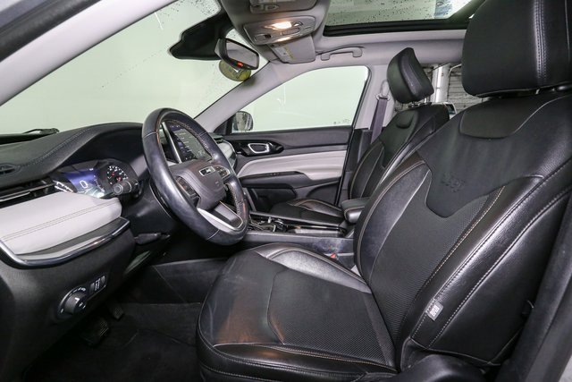 Used 2022 Jeep Compass Limited w/ Sun and Sound Group image 39