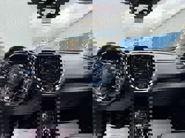 Certified 2024 Subaru Ascent Limited w/ Technology Package image 17